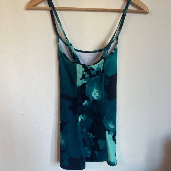 NWT Fabletics tank - Picture 4 of 5